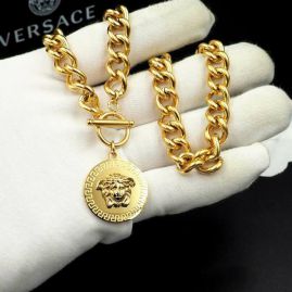 Picture of Versace Necklace _SKUVersacenecklace12106417080